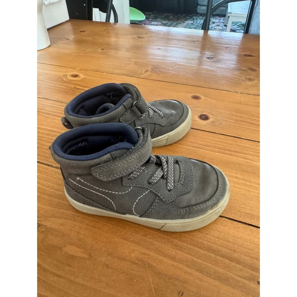 OshKosh Bgosh Caspian Gray Navy High Top Sneakers Boys Size 7M‎ OF22C34B